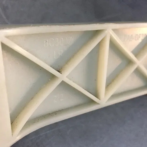 Manija Jaladera Puerta Trasera Izquierda Baic D20 (detalle) Gris