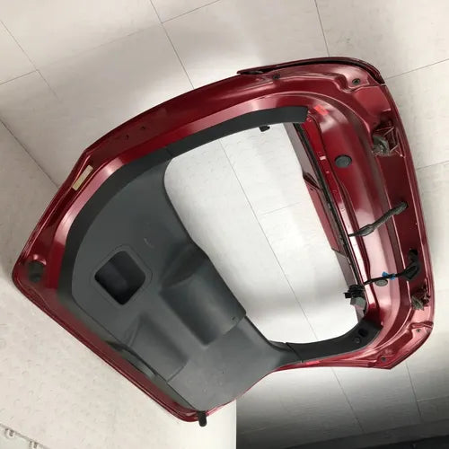 Tapa De Cajuela Ford Fiesta Hatchback 2011-2019 Terracota