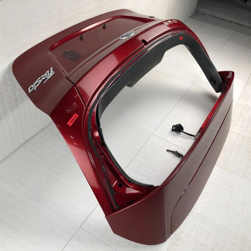 Tapa De Cajuela Ford Fiesta Hatchback 2011-2019 Terracota