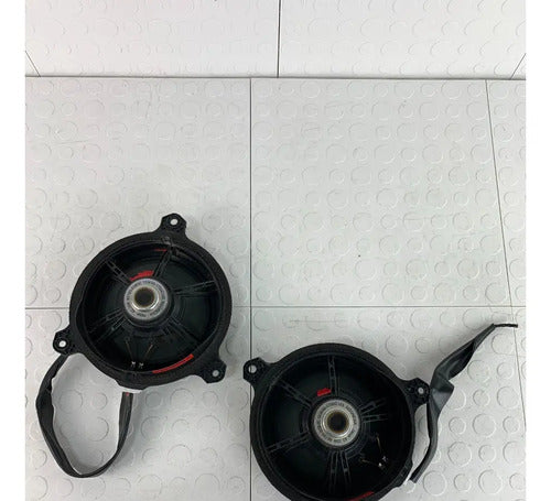 Par Bocinas Puerta Delantera Toyota Yaris Core 2017 Negro