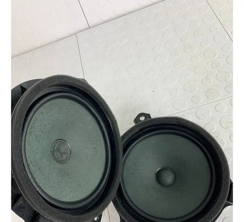 Par Bocinas Puerta Delantera Toyota Yaris Core 2017 Negro