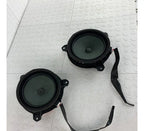 Par Bocinas Puerta Delantera Toyota Yaris Core 2017 Negro