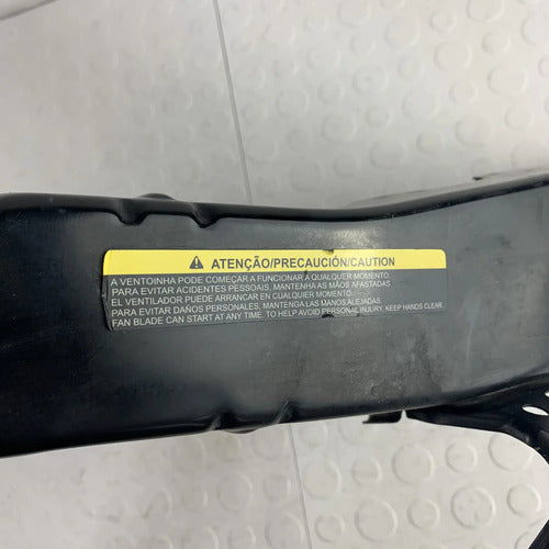 Guia Tolva Moldura Radiador Nissan March 2012-2022