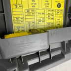 Moldura Inferior Tapa Fusibles Renault Fluence 2011-2017