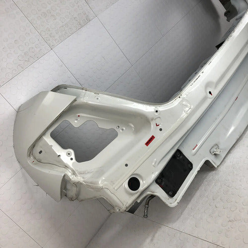 Defensa Tolva Calaveras Mercedes Benz C250 W204 2012-2015 2p