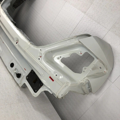 Defensa Tolva Calaveras Mercedes Benz C250 W204 2012-2015 2p