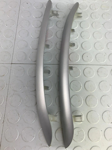 Par Molduras Frente Estéreo Baic D20 2017-2020 Gris