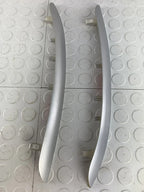 Par Molduras Frente Estéreo Baic D20 2017-2020 Gris