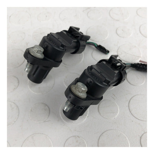 Par Sensores Arbol De Levas Ford Fiesta Hb 2011-2019