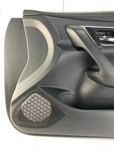 Panel Puerta Delantera Derecha Nissan Altima 2013-2018 Negro