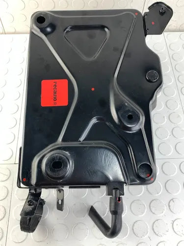 Base Soporte Pila Batería Dodge Neon 2017-2020 Derecho