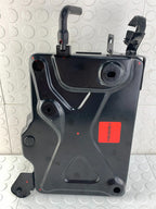 Base Soporte Pila Batería Dodge Neon 2017-2020 Derecho
