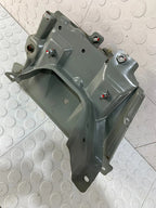 Base Soporte Batería Nissan Murano Z52 2015-2021 Derecho