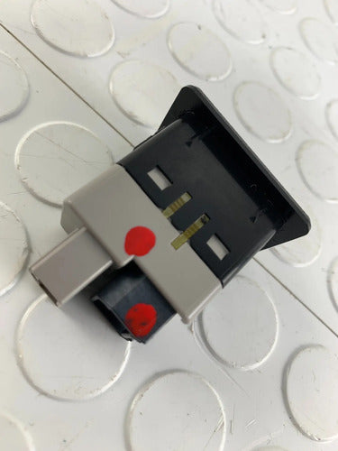 Interruptor Usb Y Auxiliar Nissan Murano Z52 2015-2021 Negro
