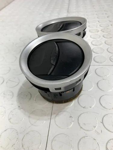 Difusores Ac Clima Izquierdos Ford Ikon Hb 2012-2015