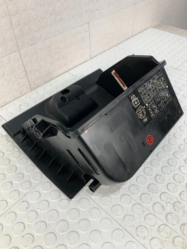 Tapa Guantera Ford Ikon Hb 2012-2015