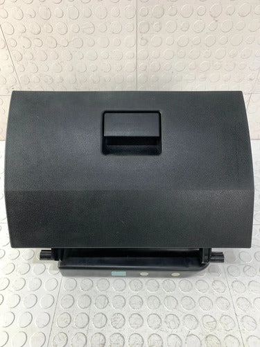 Tapa Guantera Ford Ikon Hb 2012-2015