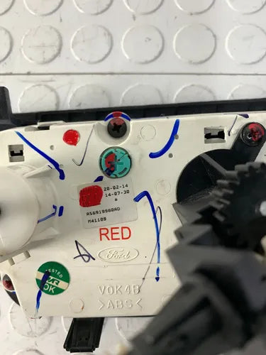 Controles De Clima A/c Ford Ikon Hb 2012-2015