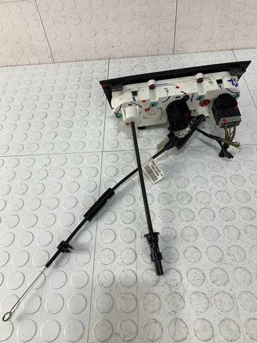 Controles De Clima A/c Ford Ikon Hb 2012-2015