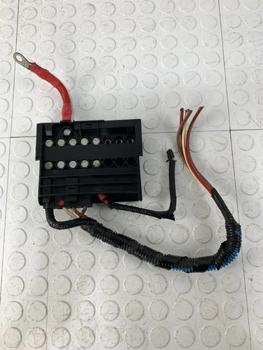 Fusible Bateria Terminal Ford Ikon Hb 2012-2015 Derecho