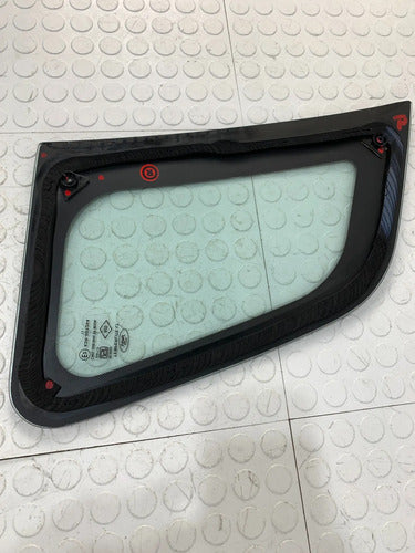 Cristal Aleta Trasera Derecha Ford Ikon Hb 2012-2015