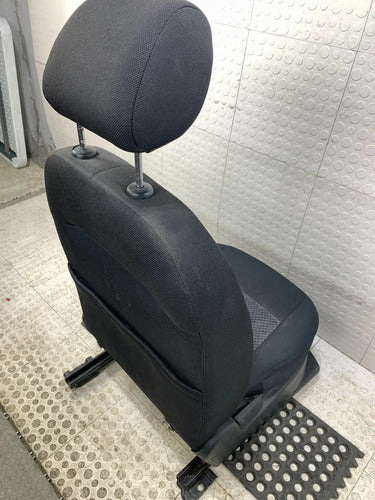 Asiento Delantero Derecho Ford Ikon Hb 2012-2015 Negro