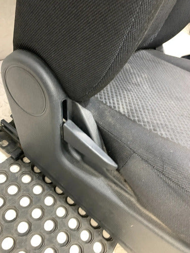 Asiento Delantero Derecho Ford Ikon Hb 2012-2015 Negro