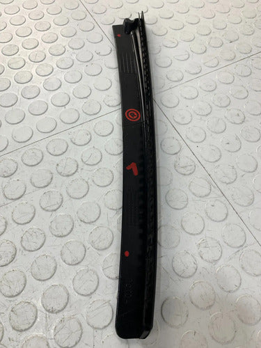 Moldura De Aleta Izquierda Ford Ikon Hb 2012-2015 Negro