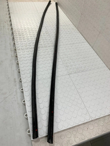 Hules Molduras Techo Par Ford Ikon Hb 2012-2015