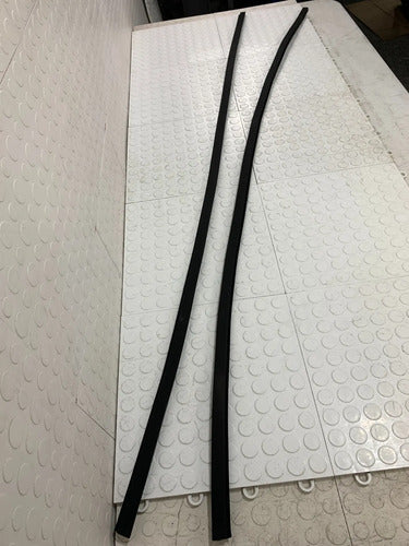 Hules Molduras Techo Par Ford Ikon Hb 2012-2015