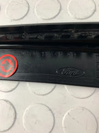 Moldura De Aleta Derecha Ford Ikon Hb 2012-2015 Negro