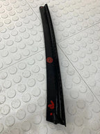 Moldura De Aleta Derecha Ford Ikon Hb 2012-2015 Negro