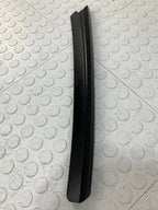 Moldura De Aleta Derecha Ford Ikon Hb 2012-2015 Negro