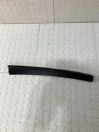 Moldura De Aleta Derecha Ford Ikon Hb 2012-2015 Negro