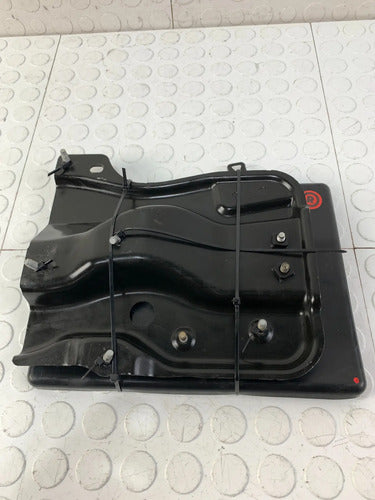 Base Soporte Pila Bateria Toyota Corolla 2009-2013 1.8 Derecho