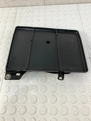 Base Soporte Pila Bateria Toyota Corolla 2009-2013 1.8 Derecho