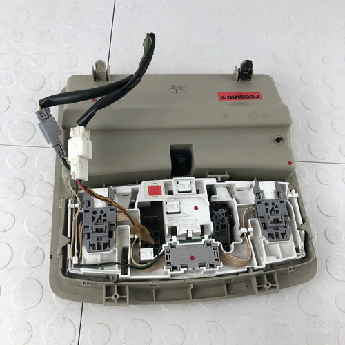 Luz Interior Delantera Nissan Rogue 2008-2014