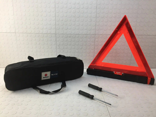 Reflejante C/ Estuche Herramienta Suzuki Swift 2012-2017 Oem