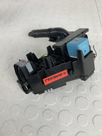 Caja Porta Fusibles Interior Toyota Hilux Sr 2021 2.7 Std