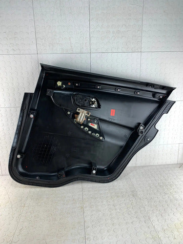 Panel Puerta Trasera Izquierda Ford Police Interceptor 2017