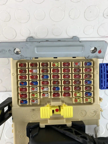Módulo Caja Fusibles Interior Kia Rio Lx 2023 Aut