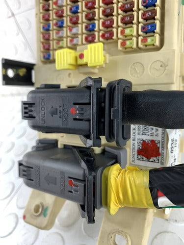 Módulo Caja Fusibles Interior Kia Rio Lx 2023 Aut