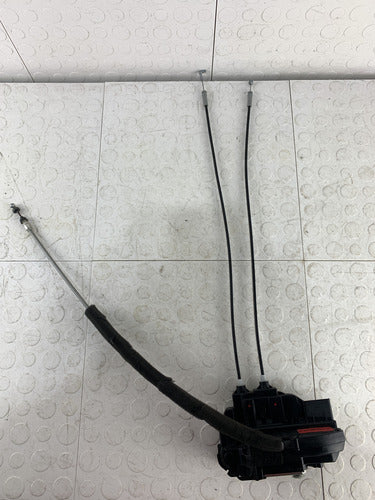 Chapa Trasera Derecha Nissan Tiida Drive 2015-2018 1.6
