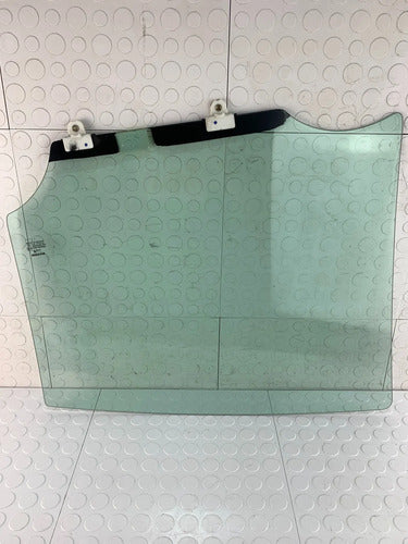 Cristal Trasero Derecho Nissan Versa 2012-2019