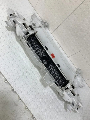 Moldura Parrilla Delantera Para Smart Fortwo 2014 C451 1.0t Negro Mate
