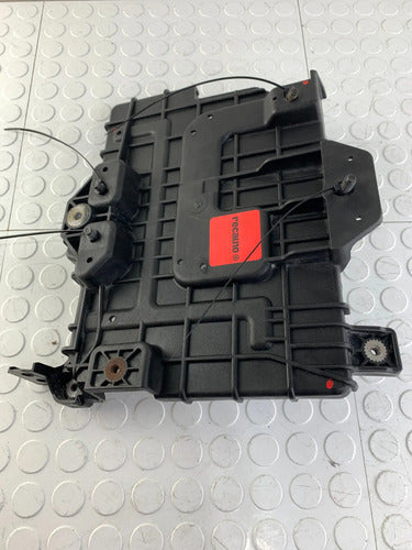 Base Soporte Pila Bateria Kia Forte 2014-2016 Derecho