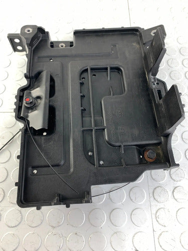 Base Soporte Pila Bateria Kia Forte 2014-2016 Derecho