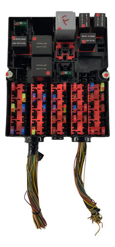 Caja De Fusbles De Motor Ford Ikon Hb 2012-2015