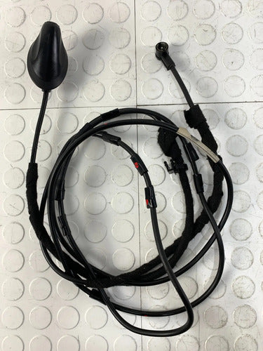 Base De Antena Con Cable Ford Ikon Hb 2012-2015 Negro