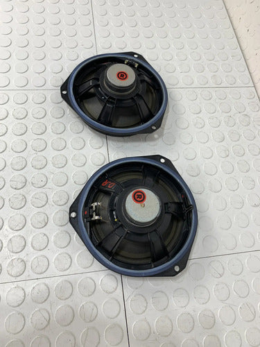 Bocinas Delanteras Par Fiat Palio Sporting 2017 Negro